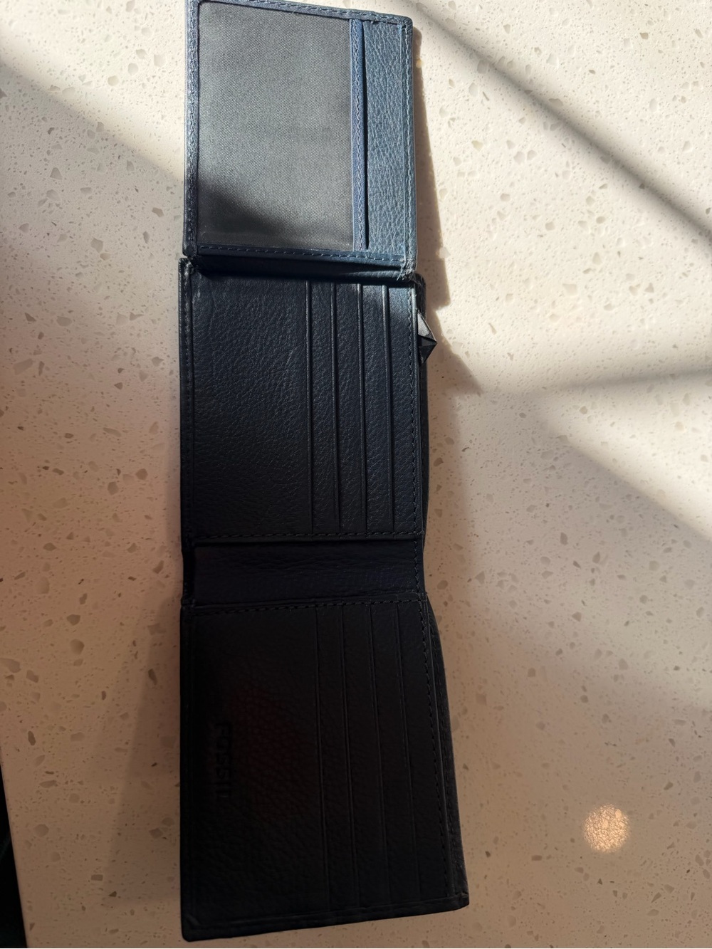 Fossil Wallet - Picture 3 of 5